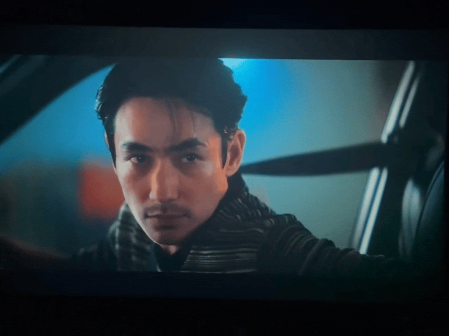 真的有点像，都是表情本身没多大变化，但就是能看出来生气了​​​