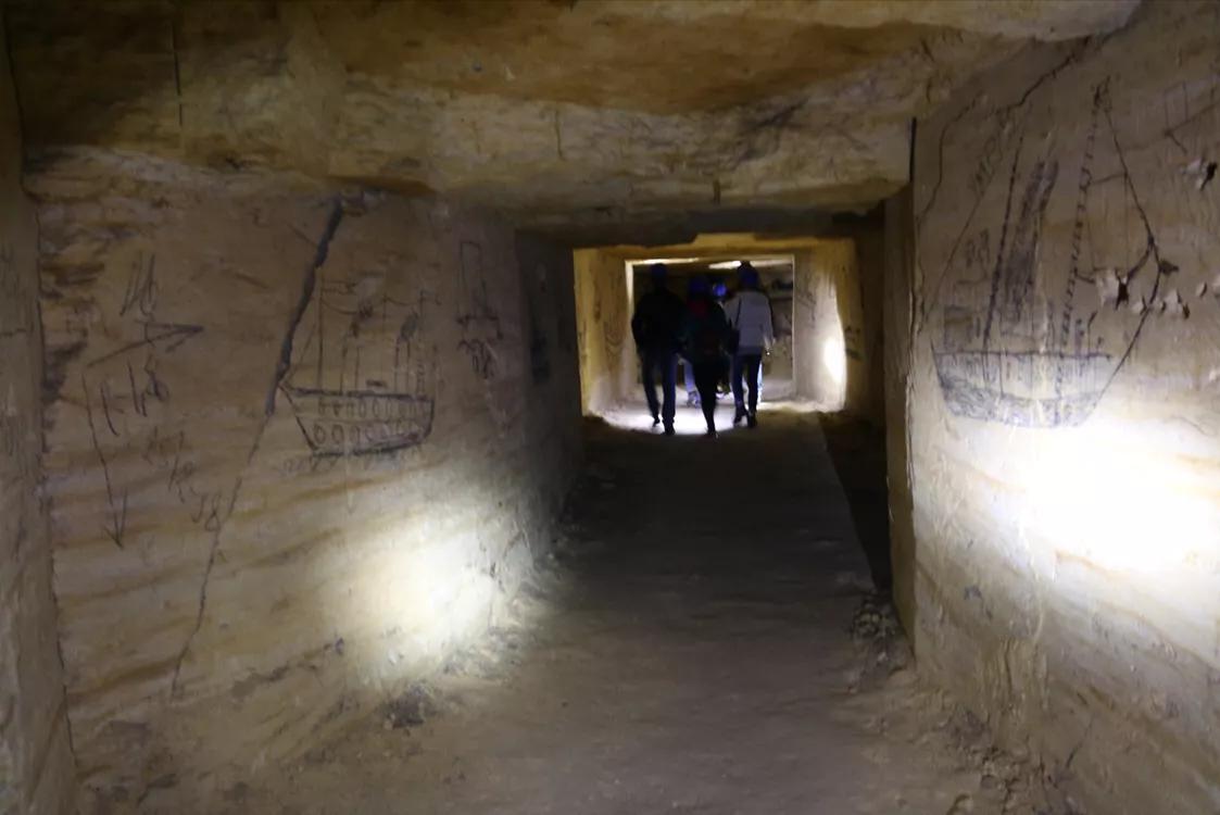 俄发现乌高官躲藏地道秘密，导弹攻击地下基地，北约援乌决心动摇 2025年夏天