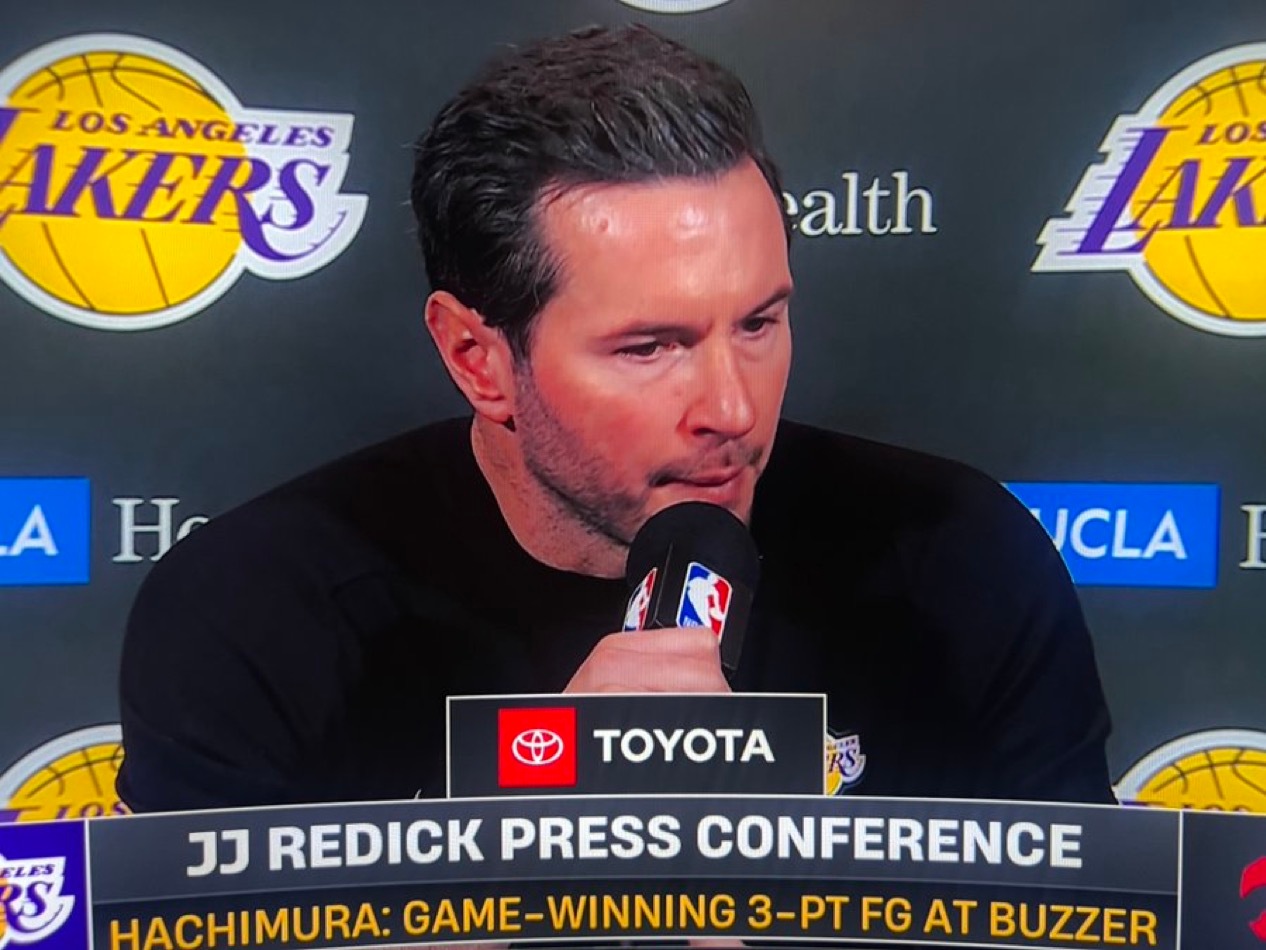 明天湖人背靠背打凯尔特人，雷迪克：“我认为队员们对比赛节奏把控得非常出色，在客场