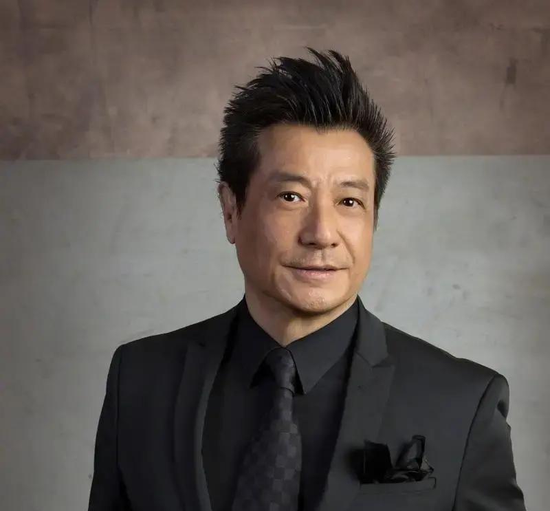 汪明荃和罗家英这婚，结了四十年，居然被港媒盖章是“无性无爱”？这简直是年度笑话