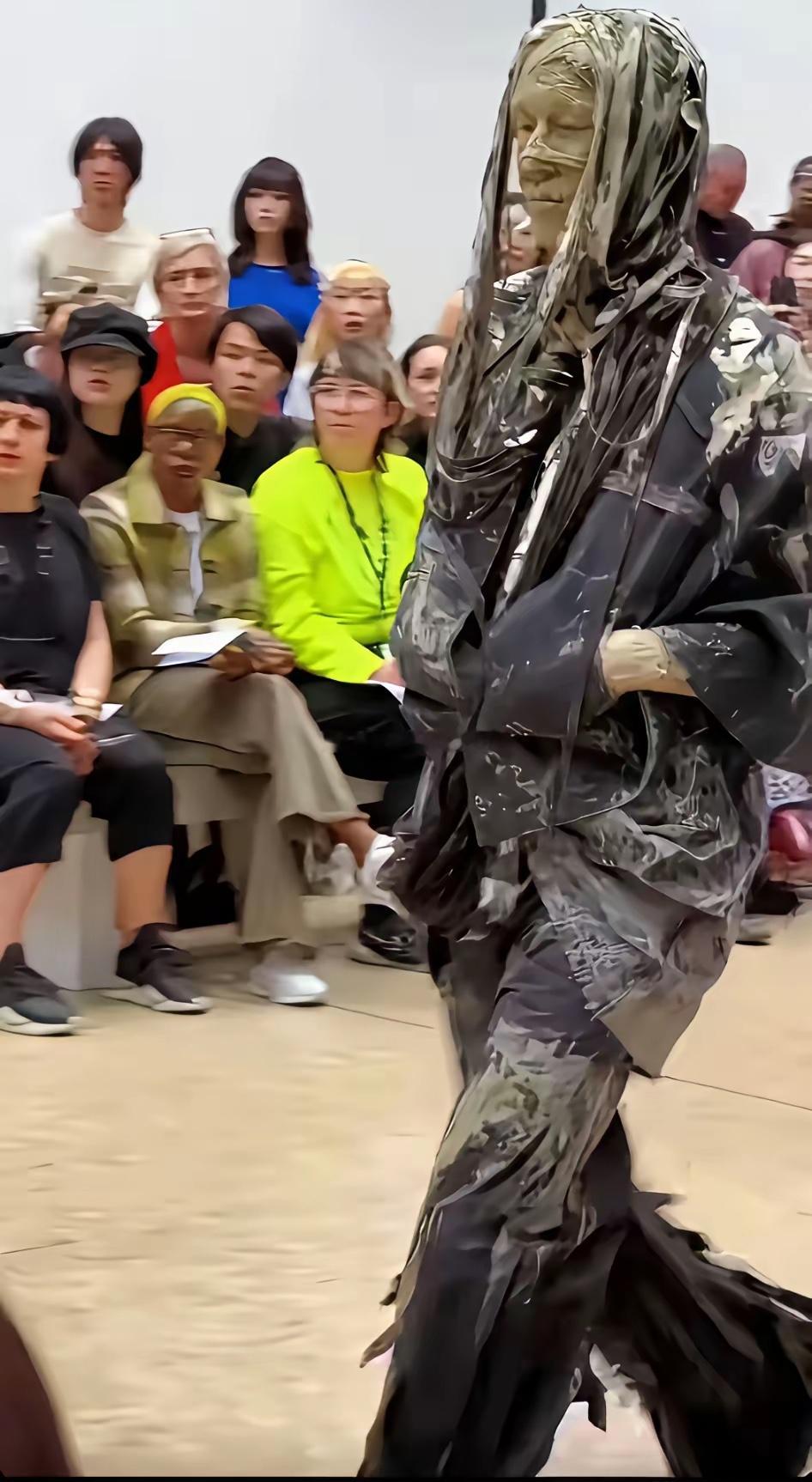 又刷到了巴黎世家新款防晒，看完后我沉默了…​​​
