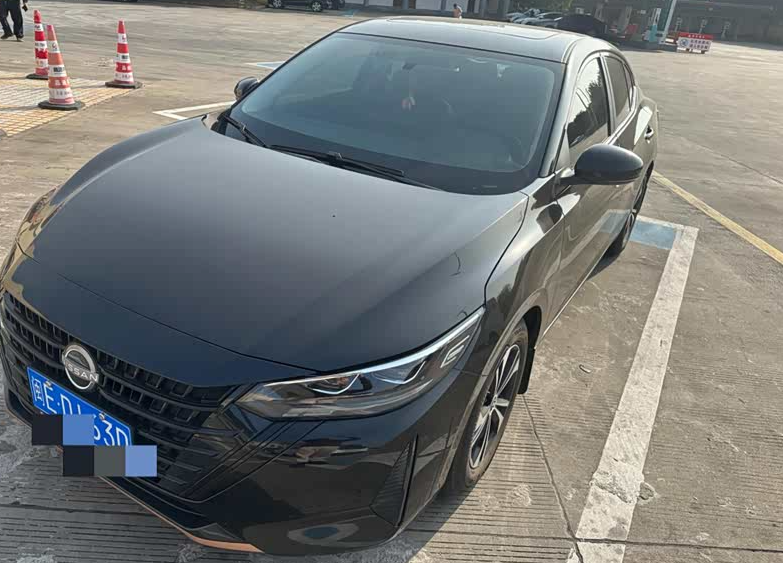 轩逸黑金版，安全驾驶有妙招轩逸黑金版驾驶一年半以来，它的可靠耐用让一家人出行更