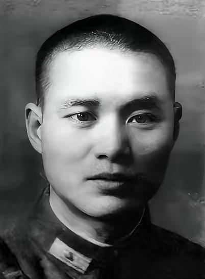 1980年，沈醉终于见到改嫁的妻子粟燕萍。他没发火，反而对现任丈夫唐如山说：“以