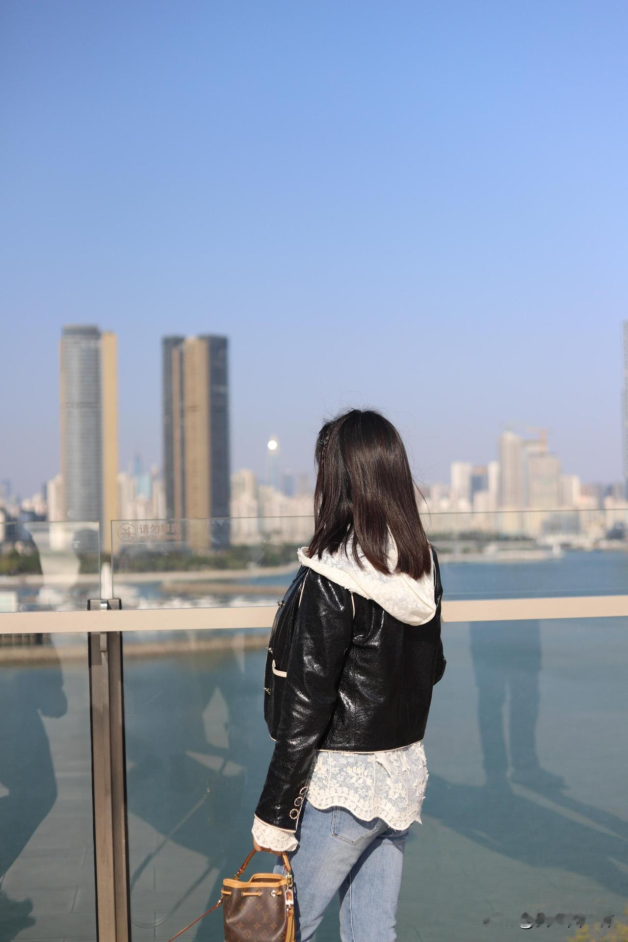 我的少妇心事是，原来，无法向婚姻索取幸福最近读到一段话，深有共鸣：“性是肉体生