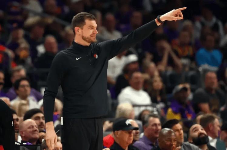 NBA换帅消息正式敲定！知名名记ShamsCharania权威爆料，芝加哥公牛