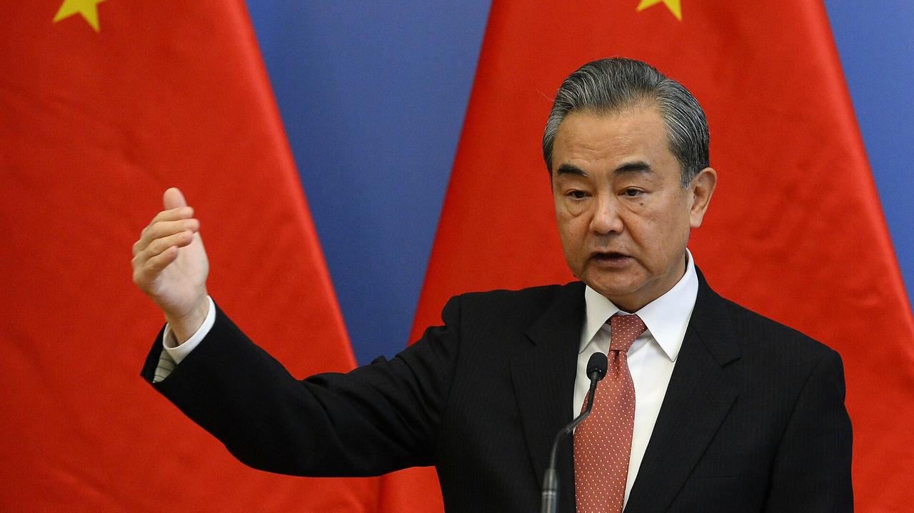 7月20号，根据中方公布的消息，王外长将于7月22日出席菲律宾召开的的东盟相关会