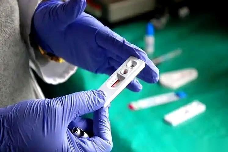 577个感染者。扒开他们的人生，才发现，这病找上门来，根本不是意外。都是一次