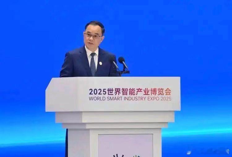 长安汽车朱华荣：中国汽车出海最佳窗口期或仅剩两三年9月5日，在2025世界智能产