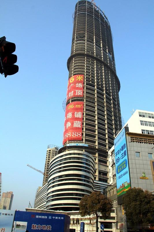 徐州楼市2026年来了。徐州楼市熬了那么多年，终于要熬出头了。徐州房价这几年