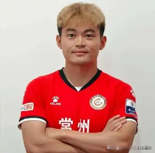 黄紫昌与河南队的合同到2025年底就到期了，而他和常州文旅近几日接触的比较多，因
