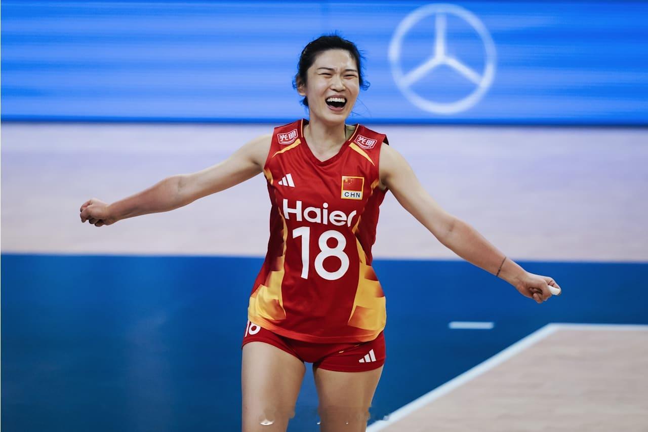 【国家女排联赛中国3-0复仇法国取得五连胜】2026世界女排联赛中国女排vs法