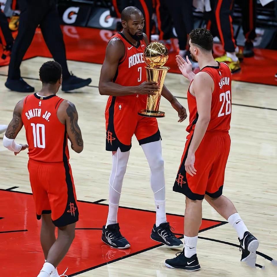 幻想一下杜兰特夺冠，到时联盟都将震动！首先火箭有实力，去年西部第二，今年杜兰