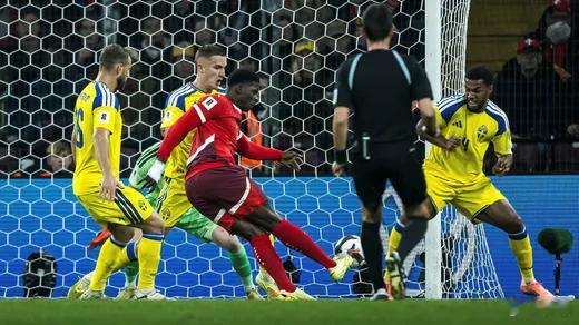 伊萨克认为，瑞典队世预赛战绩糟糕，到了附加赛，对手可能会轻视瑞典队，这反而变成了