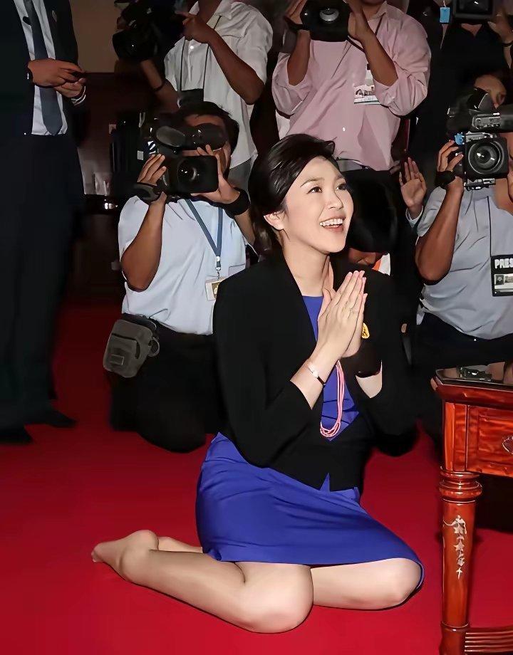 是她还是泰国前总统英拉漂亮？