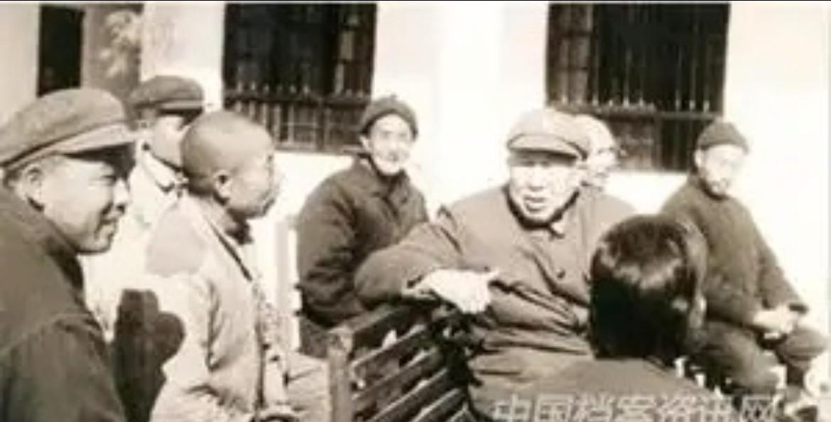 1977年，混乱时期结束不久，已届古稀之年的王平将军，终于得以在离家47年后，首