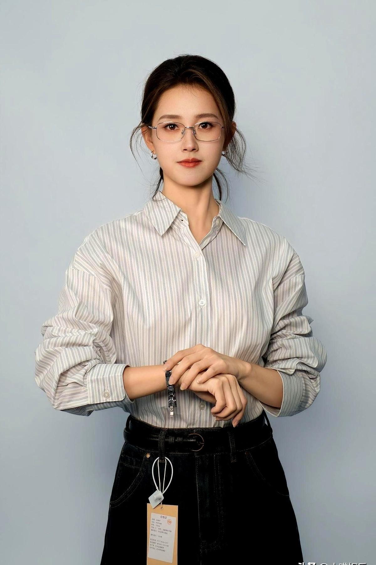 谁的“国民夫妇”DNA动了！郭宇欣和王皓祯二搭新剧《流星》杭州开机，单日话题阅读