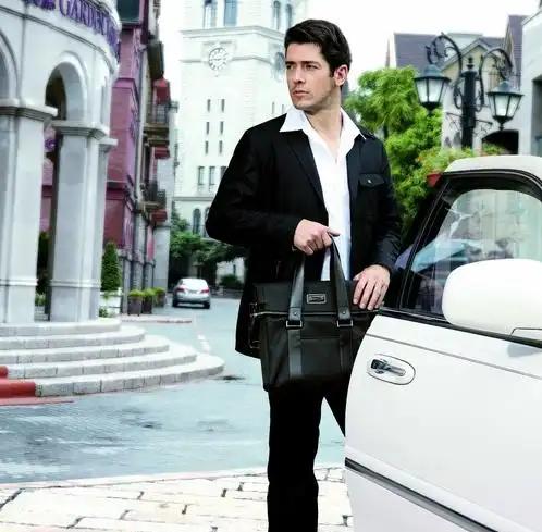 成功男人的自律清单，1、戒烟，2、限酒，3、三餐按时规律，4、每晚1