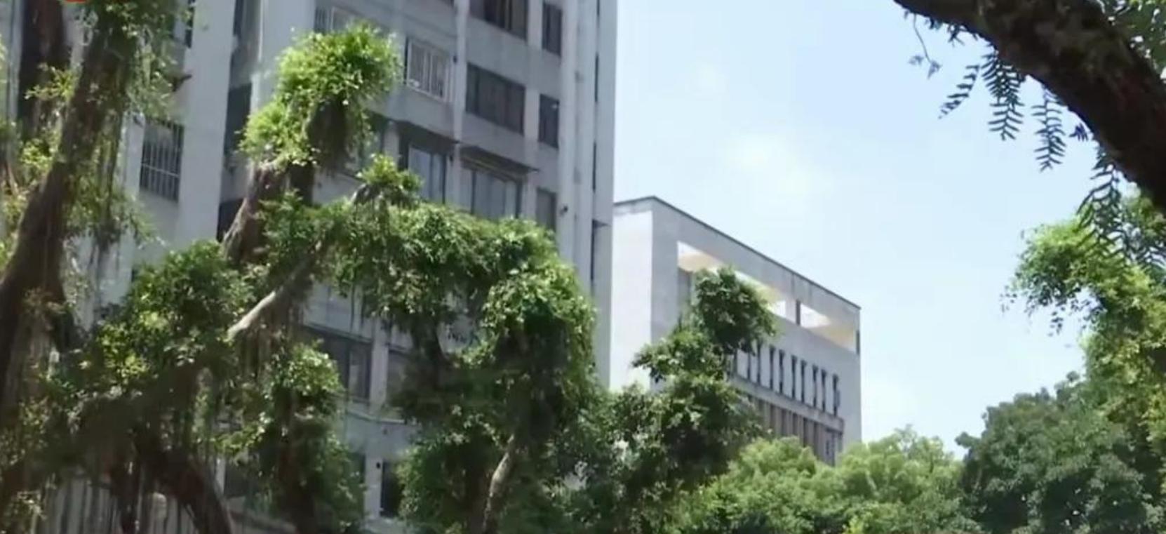 福州，男子跟妻子离婚，法院判他每月给3岁儿子50元抚养费，男子却说儿子不是他的。