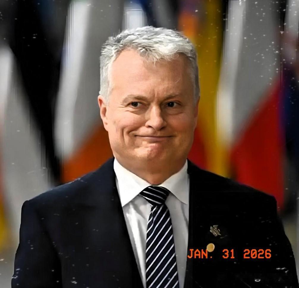 北京的底线红线，什么时候轮到立陶宛来划了？他们想访华？行！先把碰一中原则的脏印彻