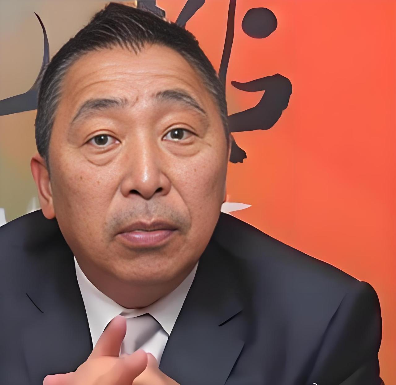 台湾名嘴唐湘龙评价蔡康永变绿，简直是把台湾某些艺人的底裤都扒干净了！唐湘龙用一