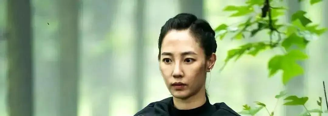 从2秒龙套到95亿票房女王，白百何上演了娱乐圈最狠的逆袭！当年《寻秦记》里那个