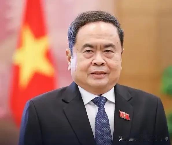 都说美国最忌惮中国，其实真正怕到骨子里的是越南。为啥？因为只有越南用整整一代人的