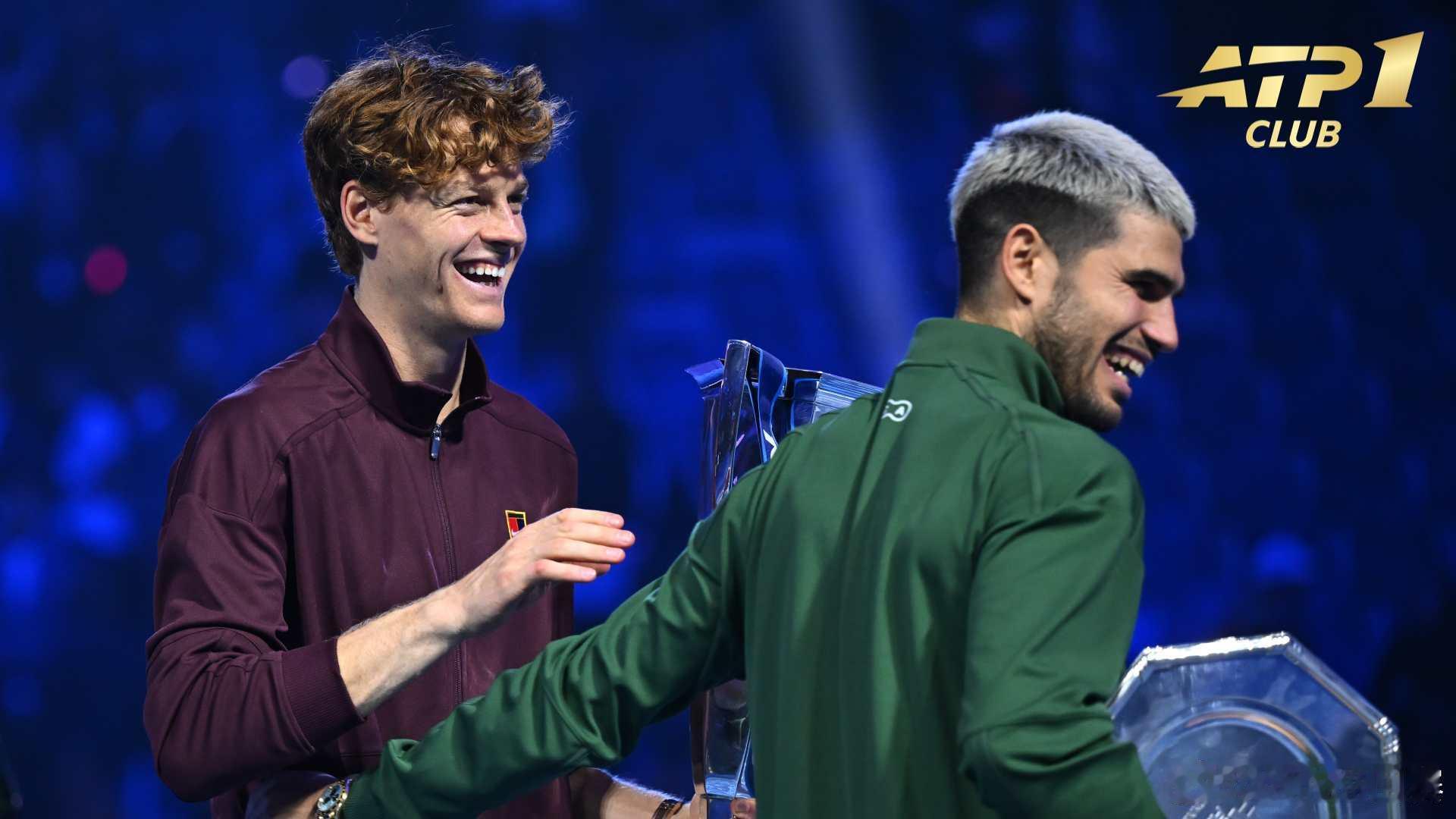 20年后“辛卡”做到了！🥰整个2025赛季，PIFATP排名第一的位置被