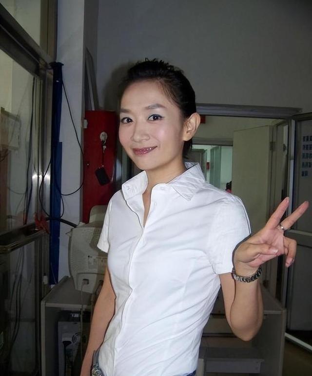 当年，王芳负债到北京闯荡，没想到第二年，就在北京买了一套房，然而，买房的第三天，