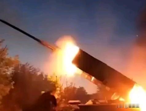 乌克兰总统泽连斯基，正式拒绝以土地换和平。不让乌克兰加入欧盟可以，不让乌克兰加入