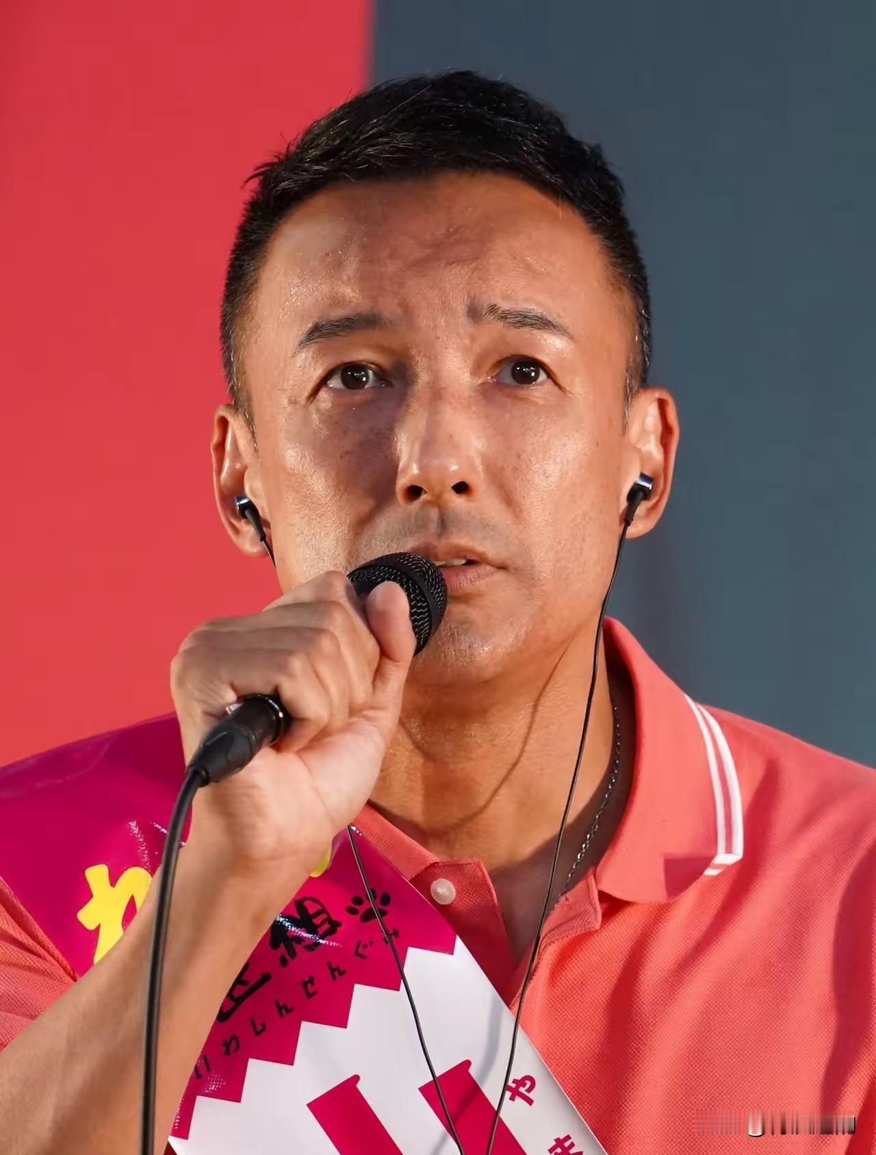 日本参议员山本太郎指出，当前中日关系紧张将严重损害日本利益。他批评高市早苗有关台