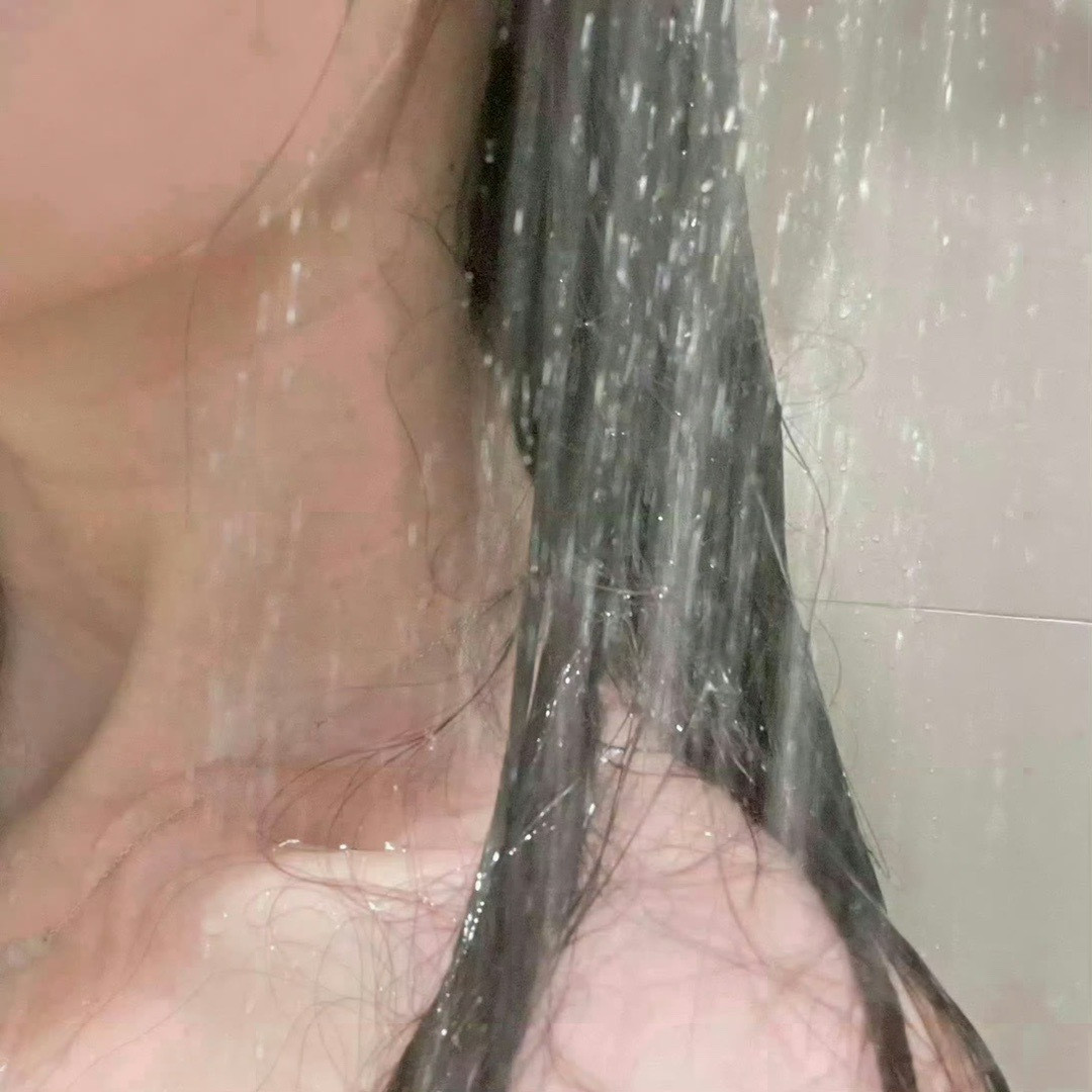 好激动，猜猜我要干嘛了​​​​​​