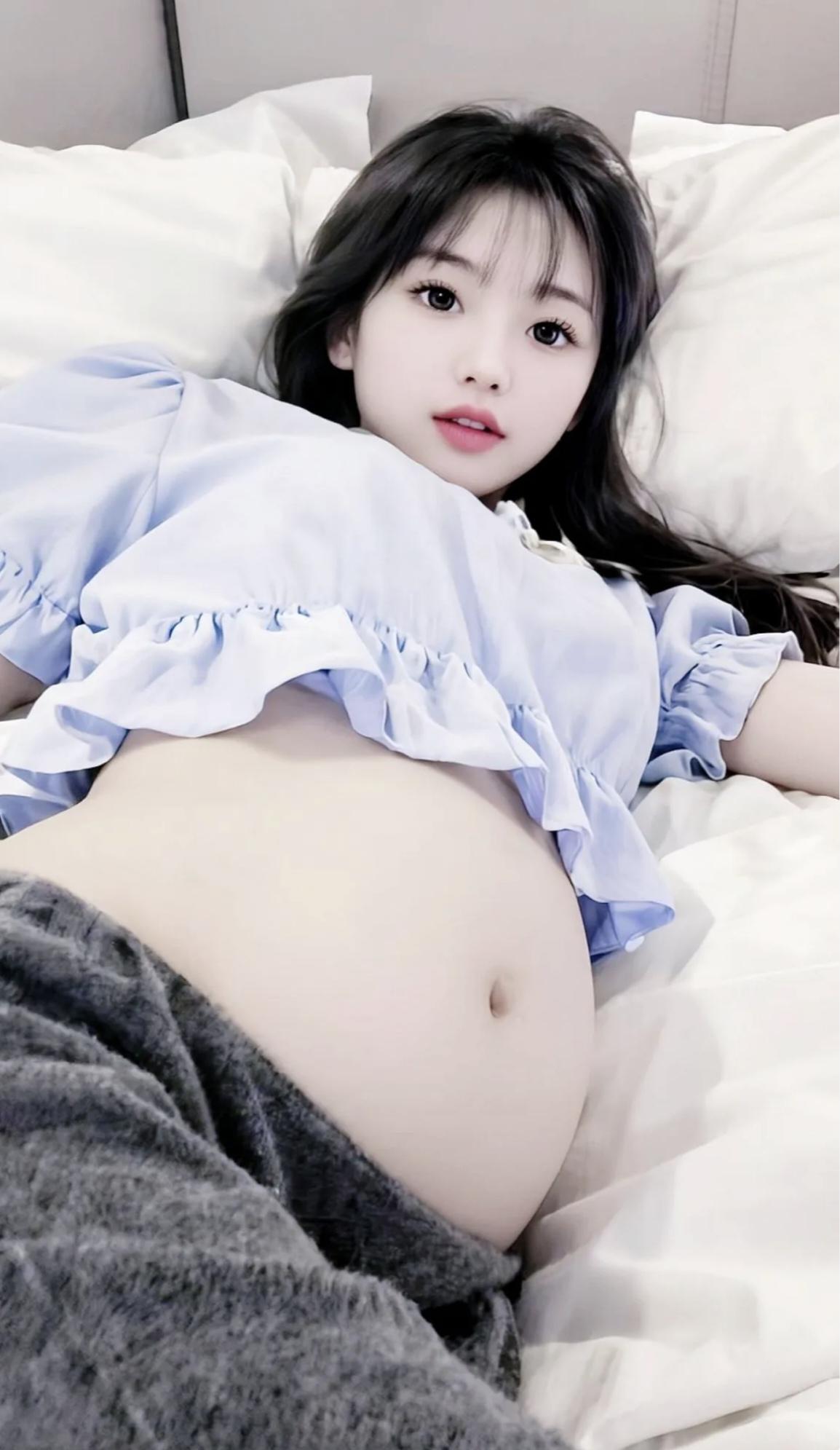 浅衫松处孕春软，眸底星风抱月生。孕之美雅致孕照温柔风孕照粉雾花漾孕照