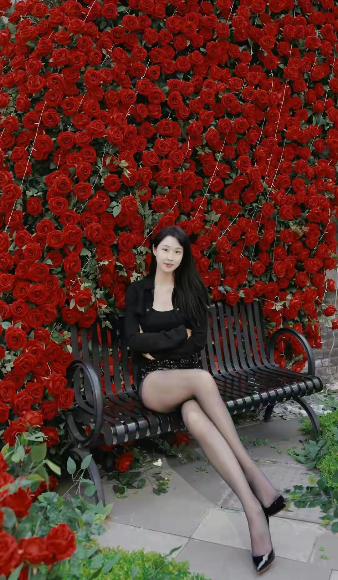 什么样的人才称得上“气质美女”?秦雪，前国家击剑队员，退役之后转战互联网成为