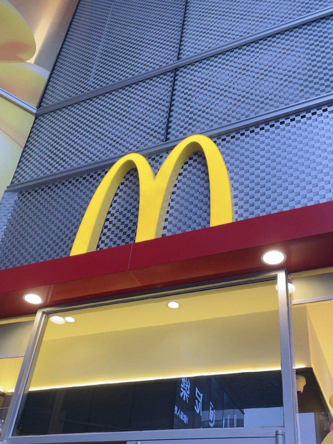 为什么现在没人提“外资撤离”、“工业转移”、“越印崛起”这些话题了？说个案例大家