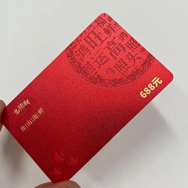 很多家长觉得孩子考上公务员，就算稳定出息了，以后能顾家、懂攒钱。但刚入职的年轻公