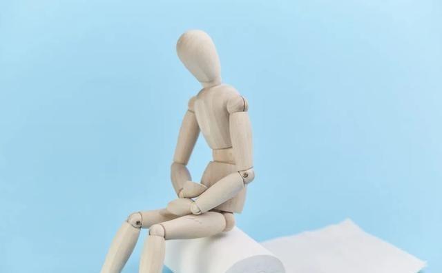 排便的规律性直接影响身体的代谢功能。大便是身体排除废物和毒素的途径之一，长期便秘