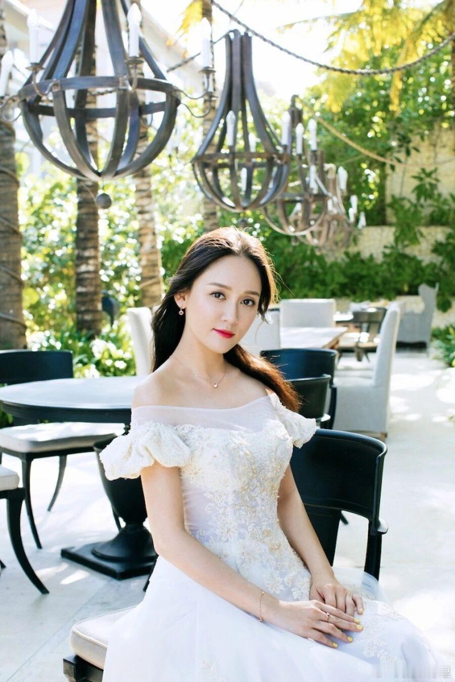 陈乔恩（1）