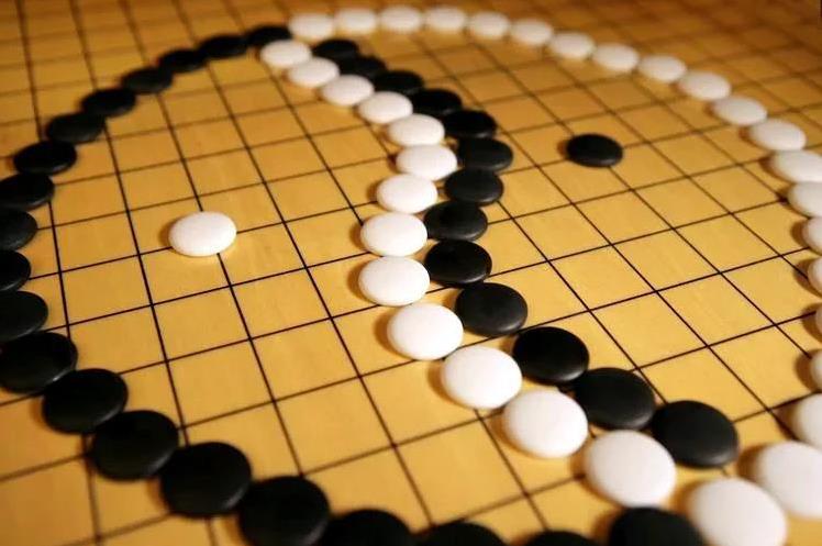 韩国棋手收入锐减五成，棋协进退两难被痛骂！年初与中国交恶，靠不正当的场外手段保