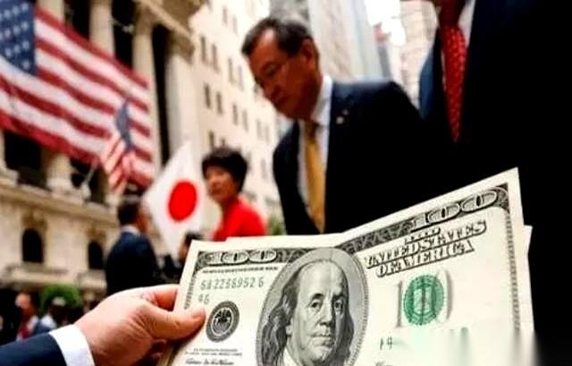都以为老美那边急得不行，盼着降息。我跟你说个扎心的真相吧，人家可能巴不得咱们赶