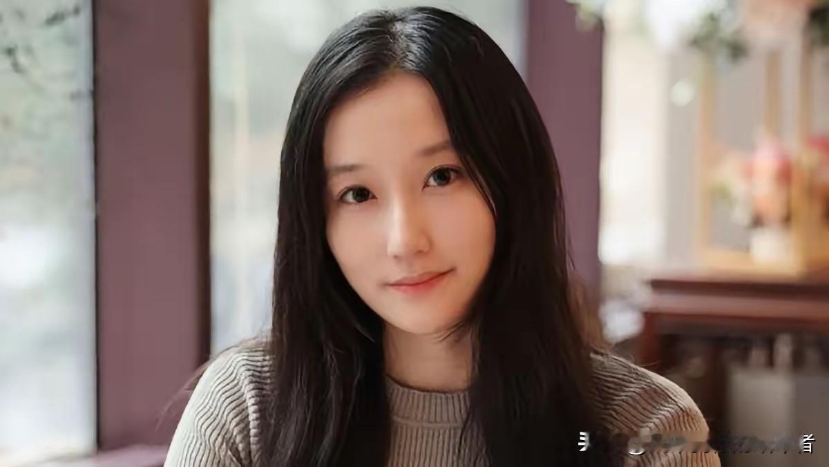 国民党今天公布了新的人事安排，董佳瑜将担任国际部主任一职。这位有“国民党AI