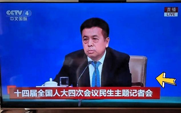 这样的领导发言，看多了真会“上瘾领导全程脱稿，对着镜头自信发言，真的让人眼前