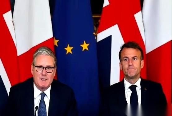 前脚刚派外长过去握手言和，又是合作又是承认人家新政府。后脚，二话不说，直接一发