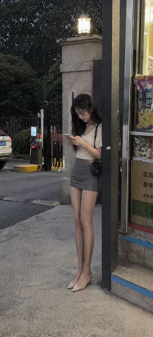 只是花开的正艳