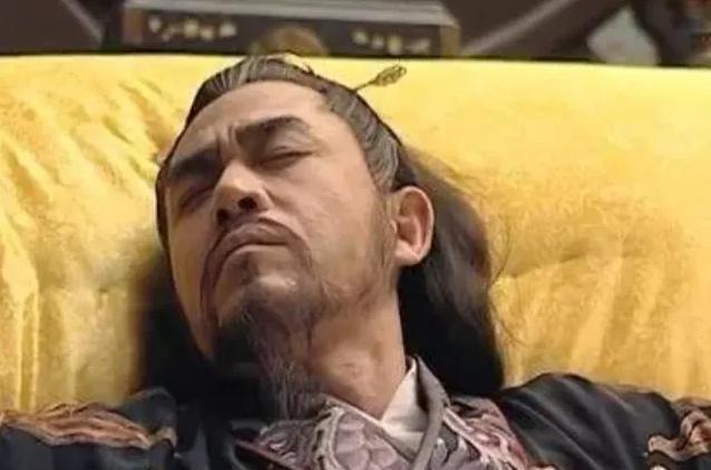 1542年，嘉靖服下道士送来的“仙药”，临幸端妃，一番云雨过后，他意犹未尽地睡着