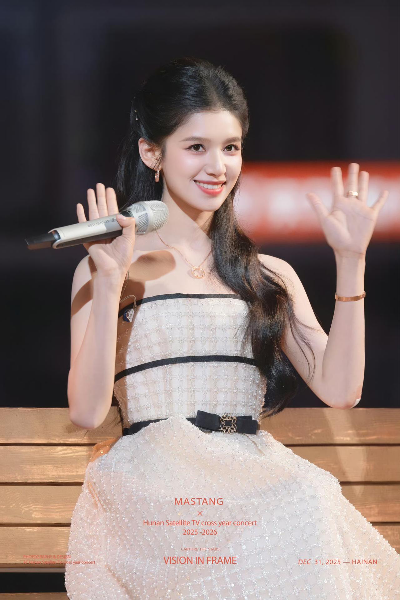 鹅黄珍珠，温润晶莹细腻美丽