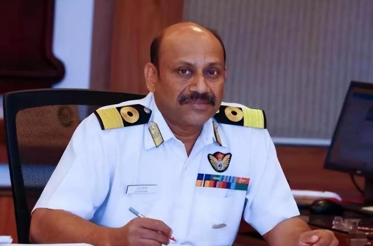 印度阿三的尴尬：中国不把它当对手我国的福建舰正式入伍，这是装有当前最好的电子弹