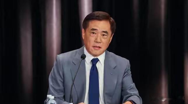 真是太搞笑了，就这智商还想当国民党主席？郝龙斌都七十多岁了，说的话能把人逗乐
