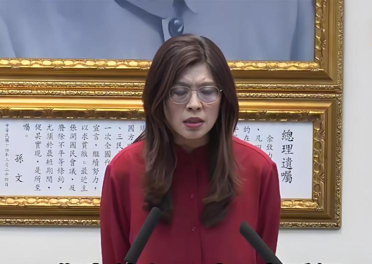 国民党主席郑丽文今天针对高德地图发表了自己的看法！她说现在只要什么事情跟大陆