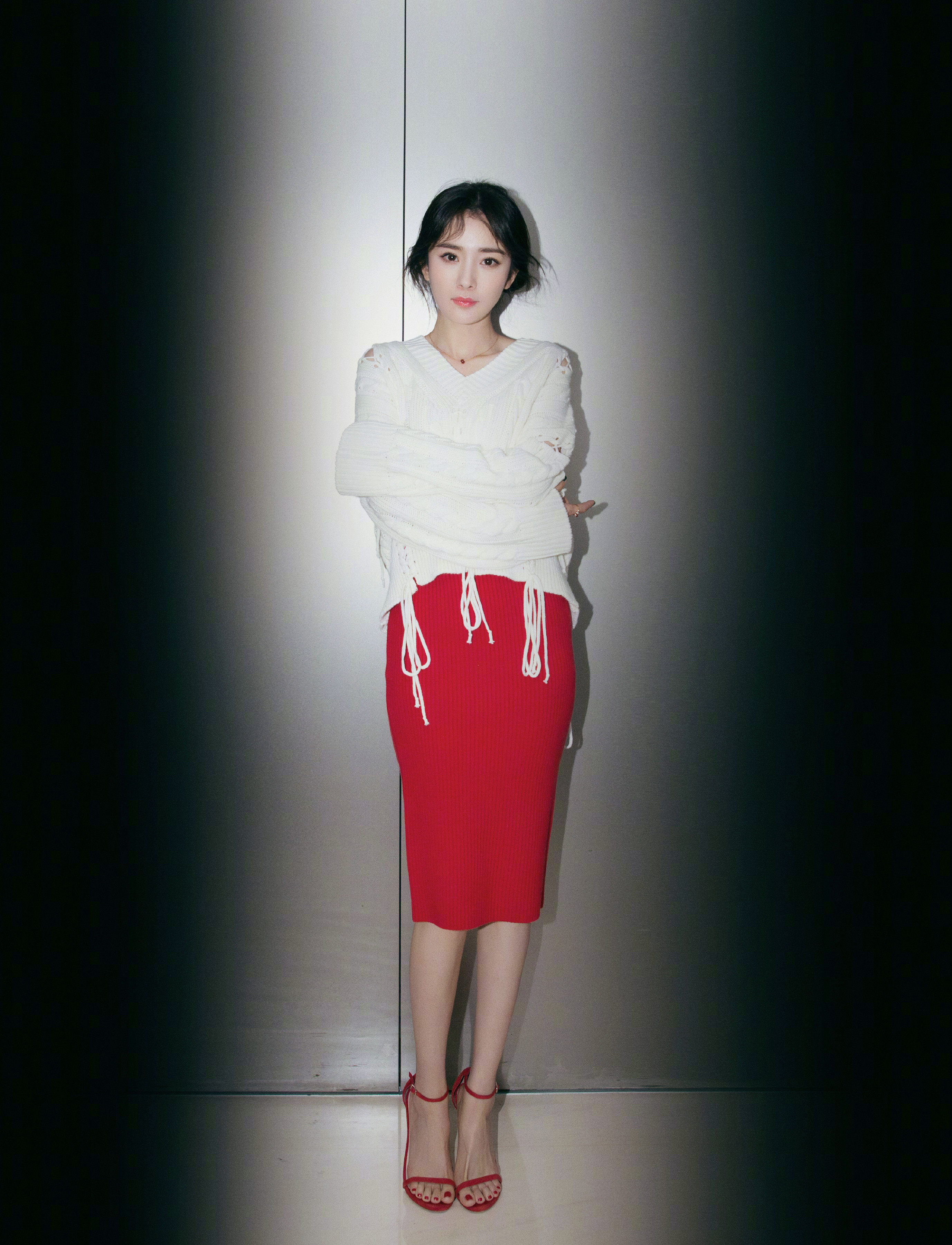 👠杨幂勇敢又温柔的妈咪谢依霖杨幂都生了我怕什么