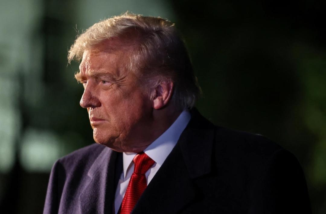 根据美国宪法第22修正案,任何人不得三次当选美国总统。有人建议特朗普,规避这一